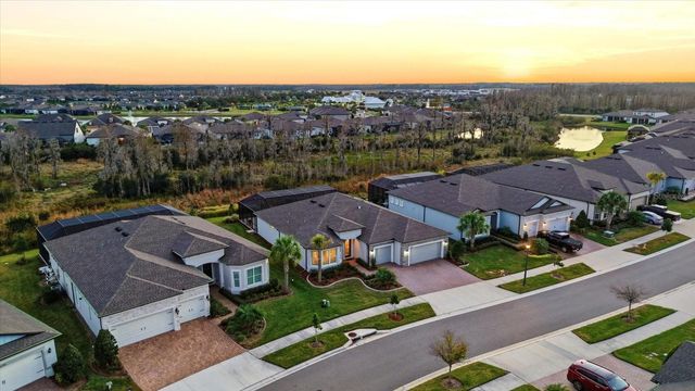 5356 BLUE CRUSH BEND, Land O Lakes, FL 34638