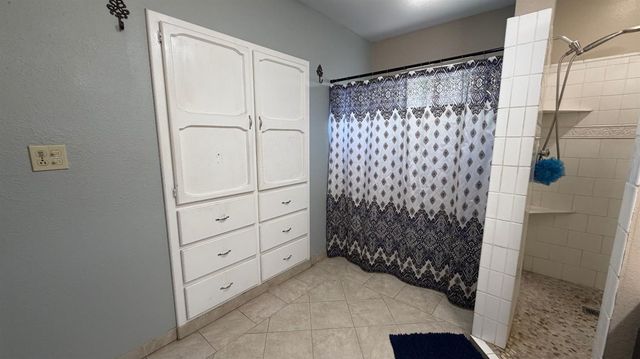 1550 California Ave, Turlock, CA 95380