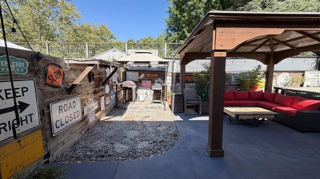 1550 California Ave, Turlock, CA 95380