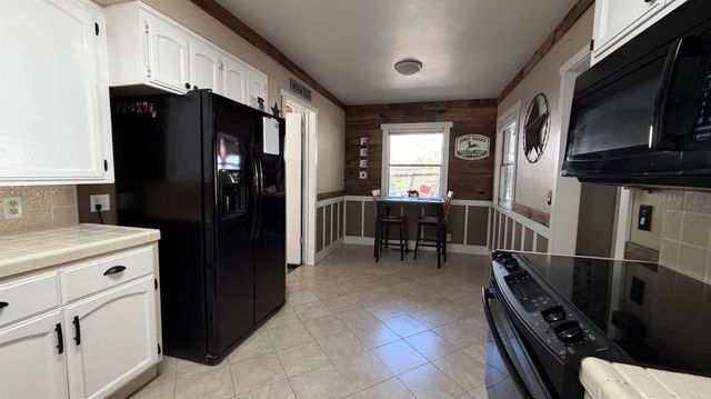 1550 California Ave, Turlock, CA 95380