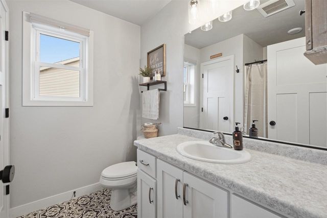 312 N JOHN STREET, Kimberly, WI 54136