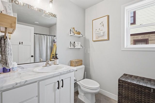 312 N JOHN STREET, Kimberly, WI 54136