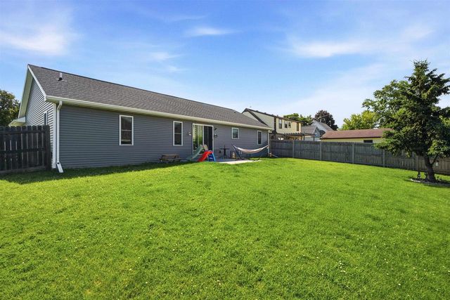312 N JOHN STREET, Kimberly, WI 54136