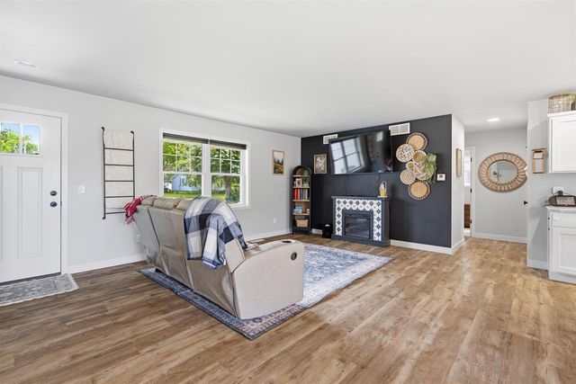 312 N JOHN STREET, Kimberly, WI 54136