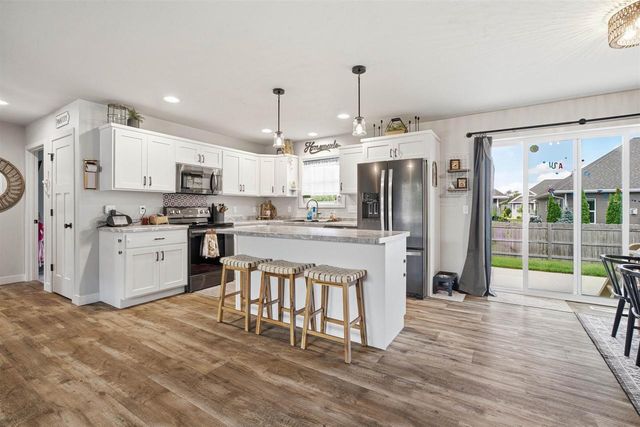 312 N JOHN STREET, Kimberly, WI 54136