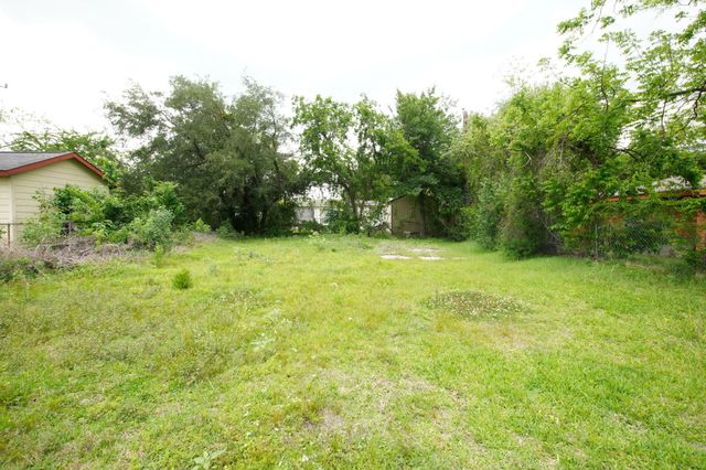 10225 Fairfax Street, Houston, TX 77029