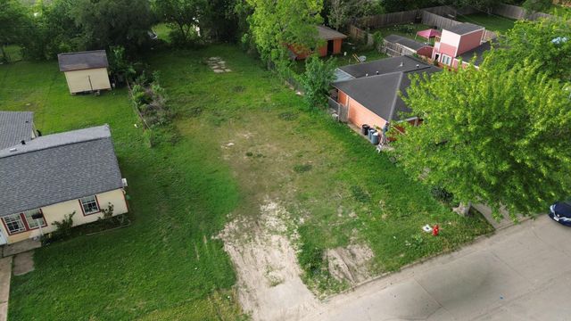 10225 Fairfax Street, Houston, TX 77029