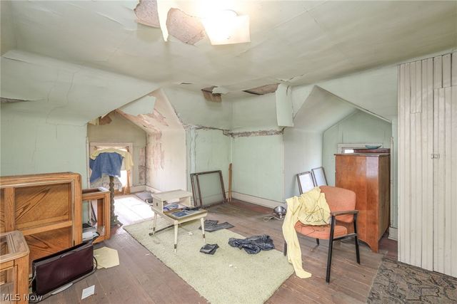 62 N Balch Street, Akron, OH 44303