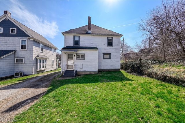 62 N Balch Street, Akron, OH 44303