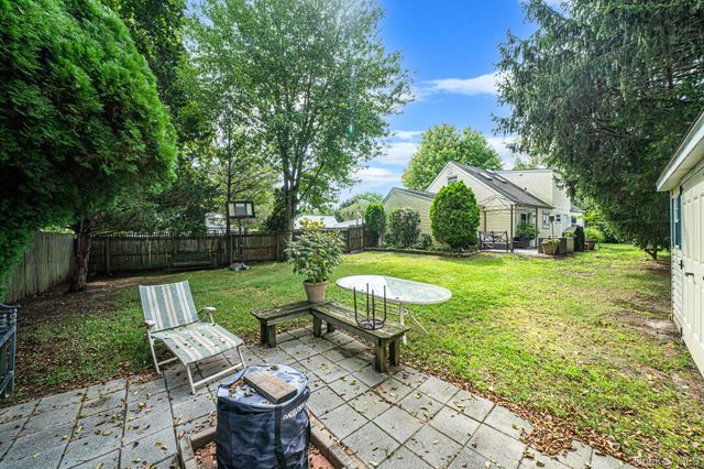 4 Highview Lane, Ridge, NY 11961