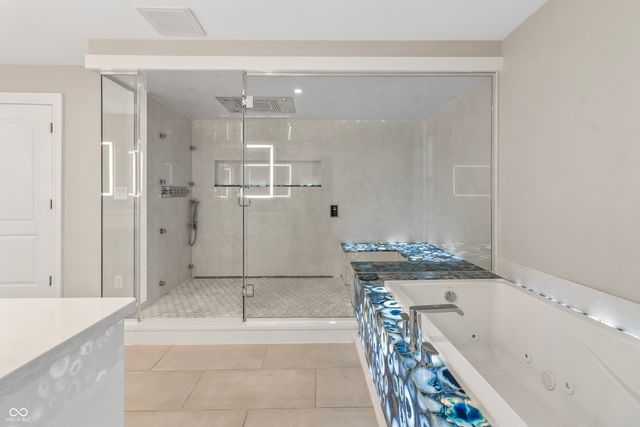 6230 E 56th, Indianapolis, IN 46226