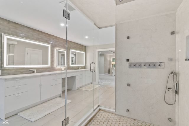6230 E 56th, Indianapolis, IN 46226