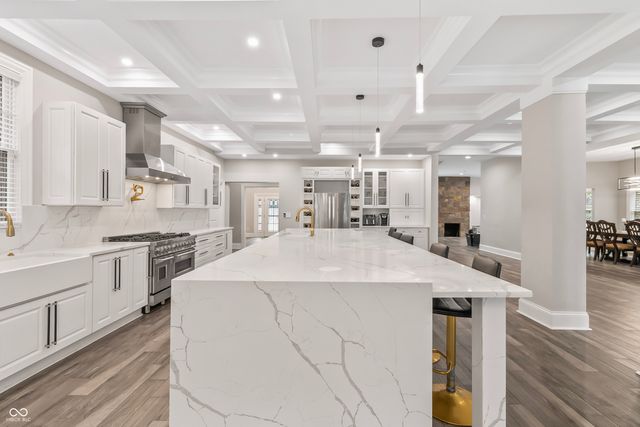 6230 E 56th, Indianapolis, IN 46226