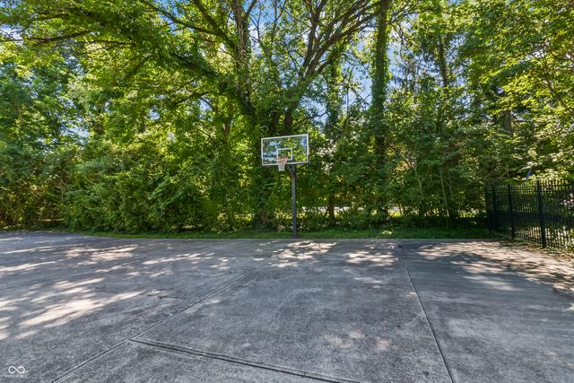 6230 E 56th, Indianapolis, IN 46226