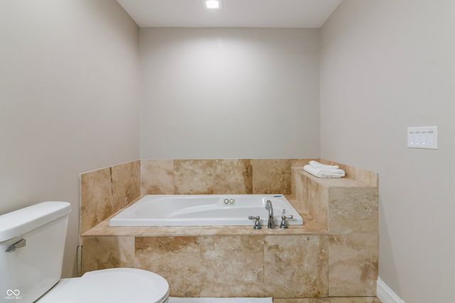 6230 E 56th, Indianapolis, IN 46226