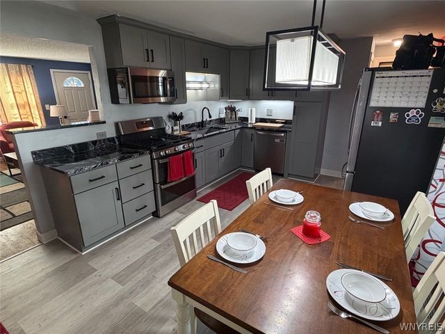 179 Belmont Court East, North Tonawanda, NY 14120