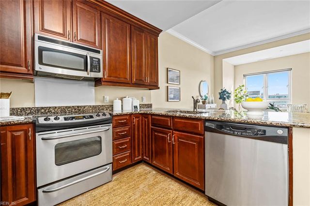 4545 Commerce St Unit 1706, Virginia Beach, VA 23462