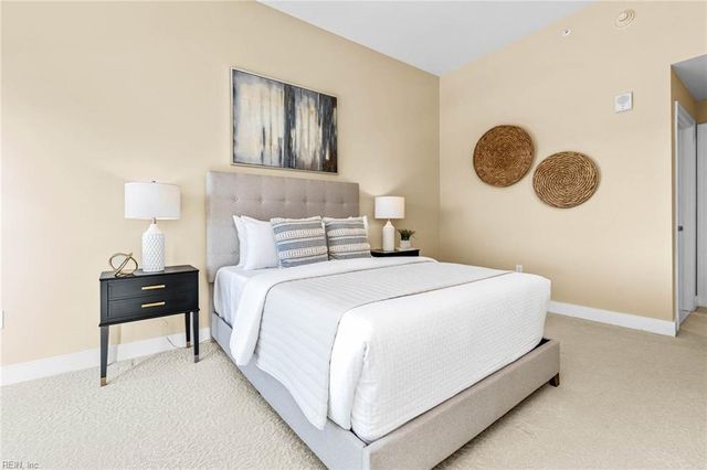 4545 Commerce St Unit 1706, Virginia Beach, VA 23462