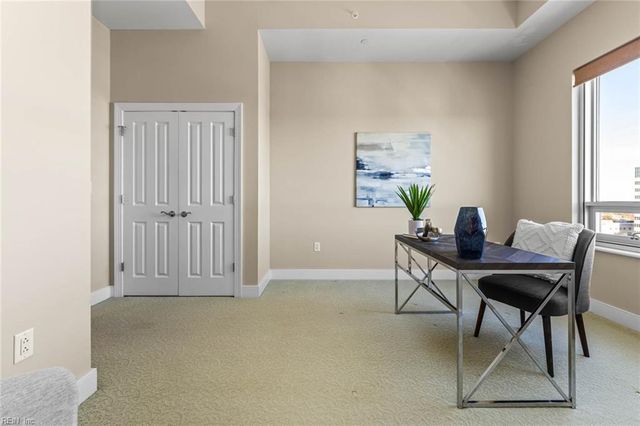 4545 Commerce St Unit 1706, Virginia Beach, VA 23462