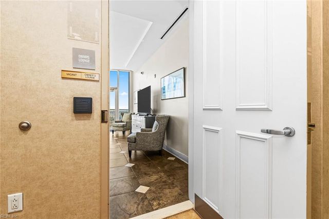 4545 Commerce St Unit 1706, Virginia Beach, VA 23462