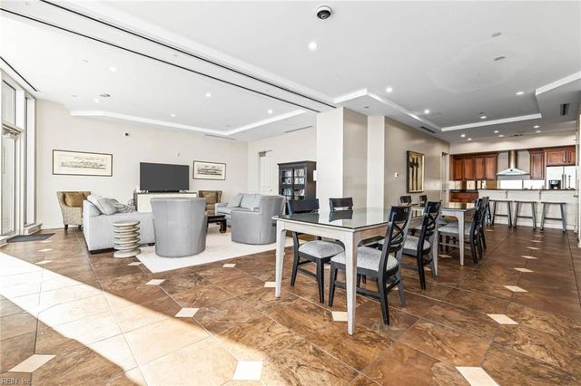 4545 Commerce St Unit 1706, Virginia Beach, VA 23462