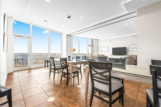 4545 Commerce St Unit 1706, Virginia Beach, VA 23462