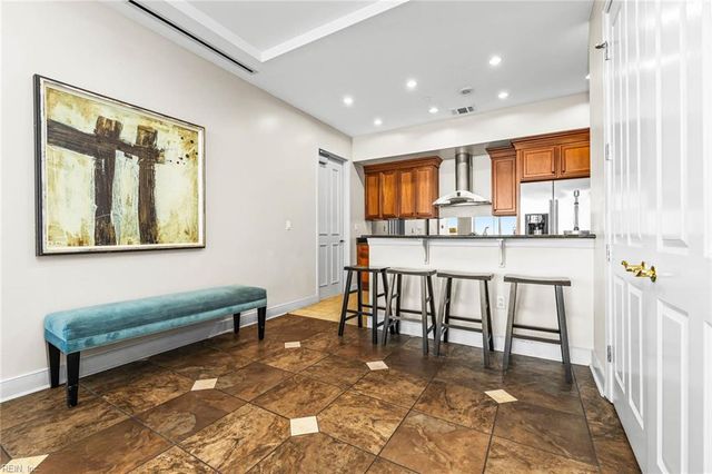 4545 Commerce St Unit 1706, Virginia Beach, VA 23462