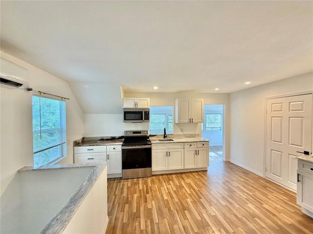 819 11TH STREET N 3, St Petersburg, FL 33705