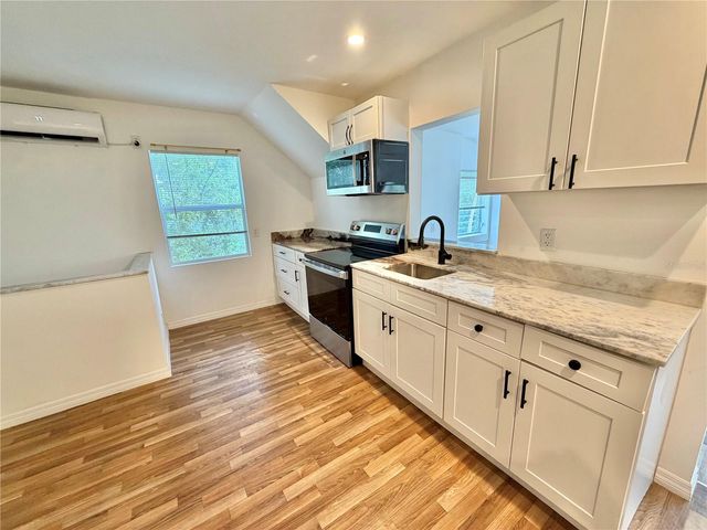 819 11TH STREET N 3, St Petersburg, FL 33705