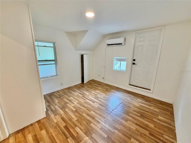 819 11TH STREET N 3, St Petersburg, FL 33705