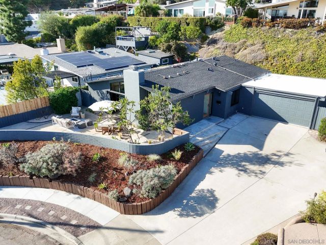 2526 Aster St, San Diego, CA 92109