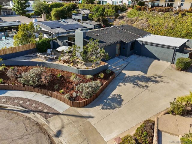 2526 Aster St, San Diego, CA 92109