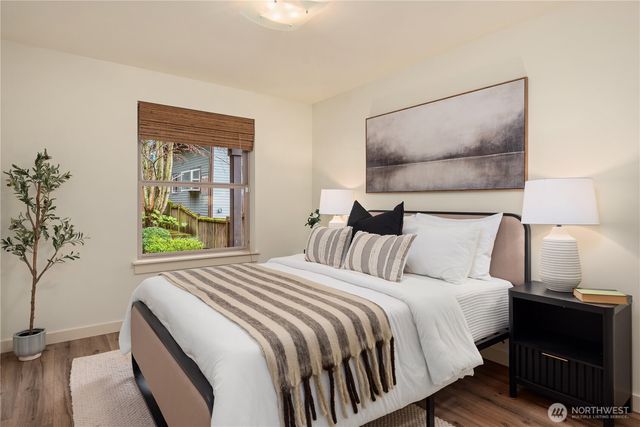 3042 SW Manning Street, Seattle, WA 98126