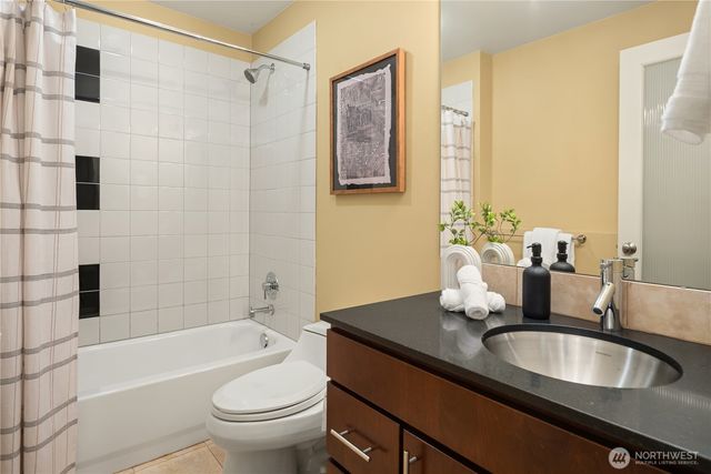 3042 SW Manning Street, Seattle, WA 98126