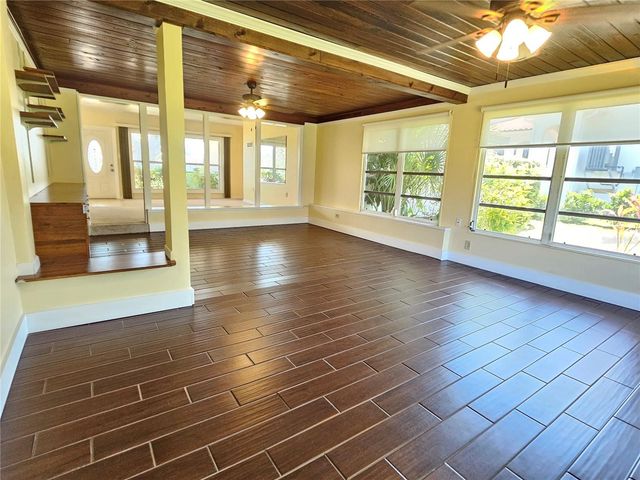 309 PARK BOULEVARD N, Venice, FL 34285