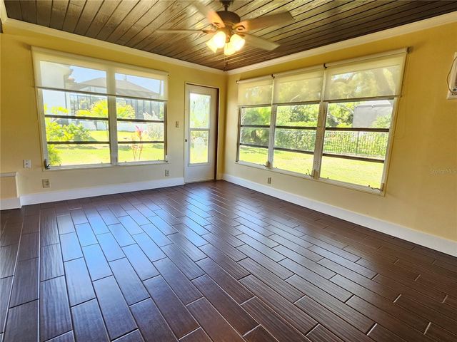 309 PARK BOULEVARD N, Venice, FL 34285