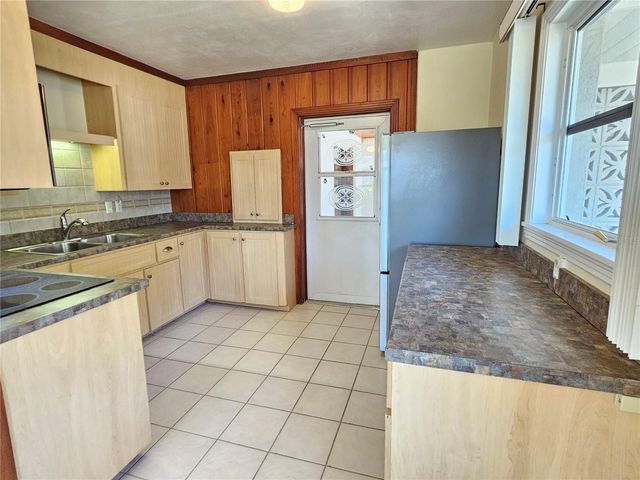 309 PARK BOULEVARD N, Venice, FL 34285
