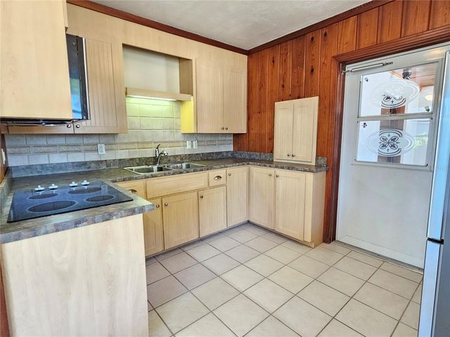 309 PARK BOULEVARD N, Venice, FL 34285