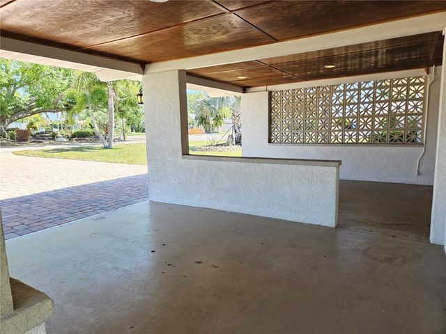 309 PARK BOULEVARD N, Venice, FL 34285