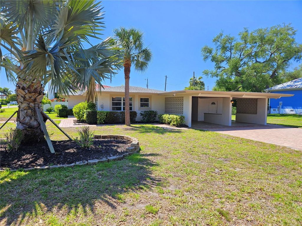 309 PARK BOULEVARD N, Venice, FL 34285
