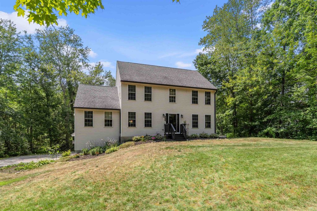 122 Blake Road, Epping, NH 03042
