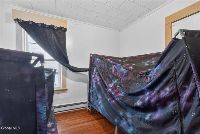 912 Cutler Street, Schenectady, NY 12303