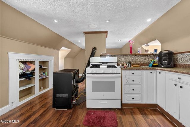 912 Cutler Street, Schenectady, NY 12303