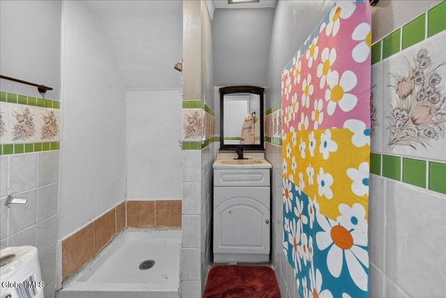 912 Cutler Street, Schenectady, NY 12303