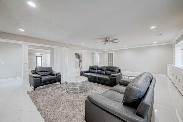 3102 Glenn Lakes Lane, Missouri City, TX 77459