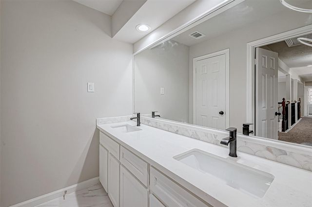 3102 Glenn Lakes Lane, Missouri City, TX 77459
