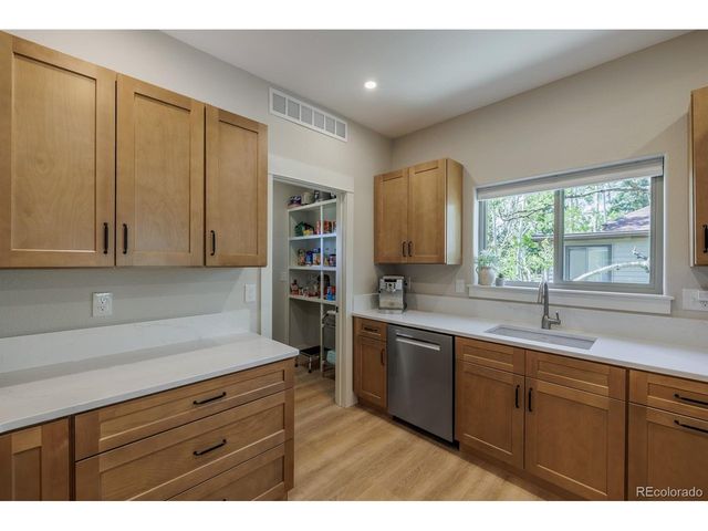 107 Placer St, Cripple Creek, CO 80813