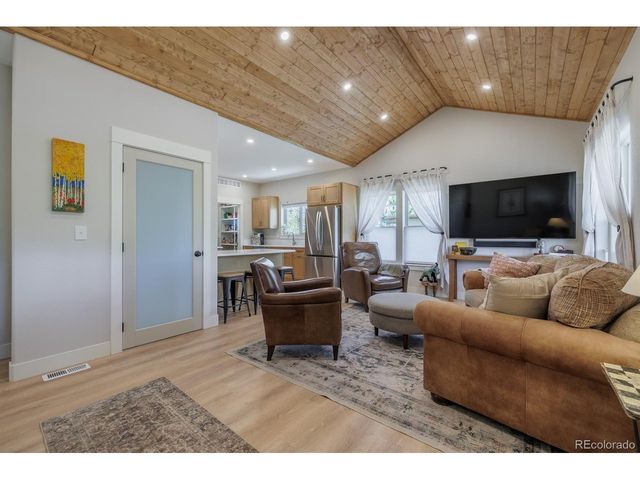 107 Placer St, Cripple Creek, CO 80813
