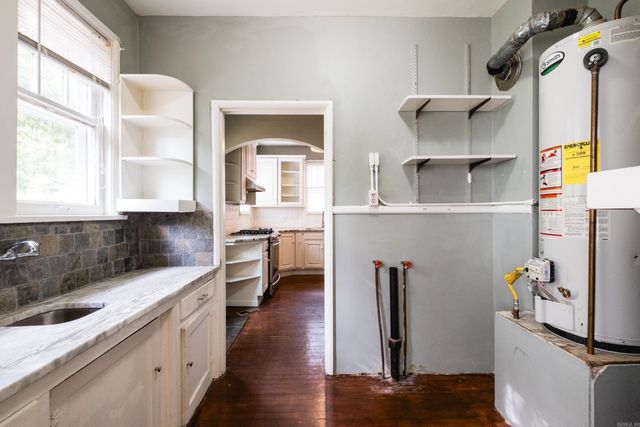 304 Thayer St, Little Rock, AR 72205