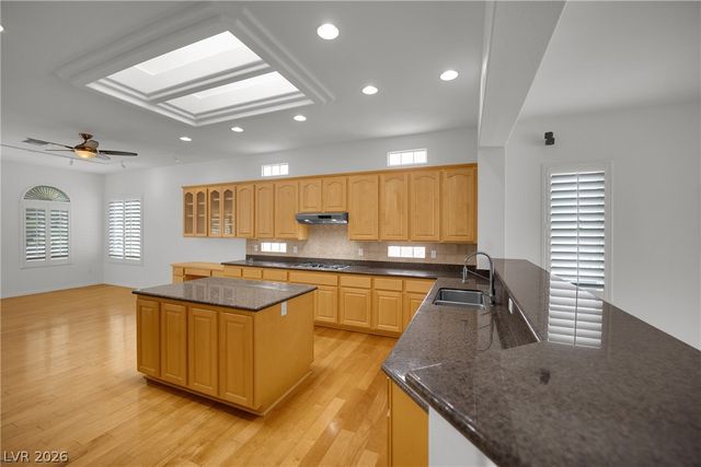 2910 Maffie Street, Henderson, NV 89052